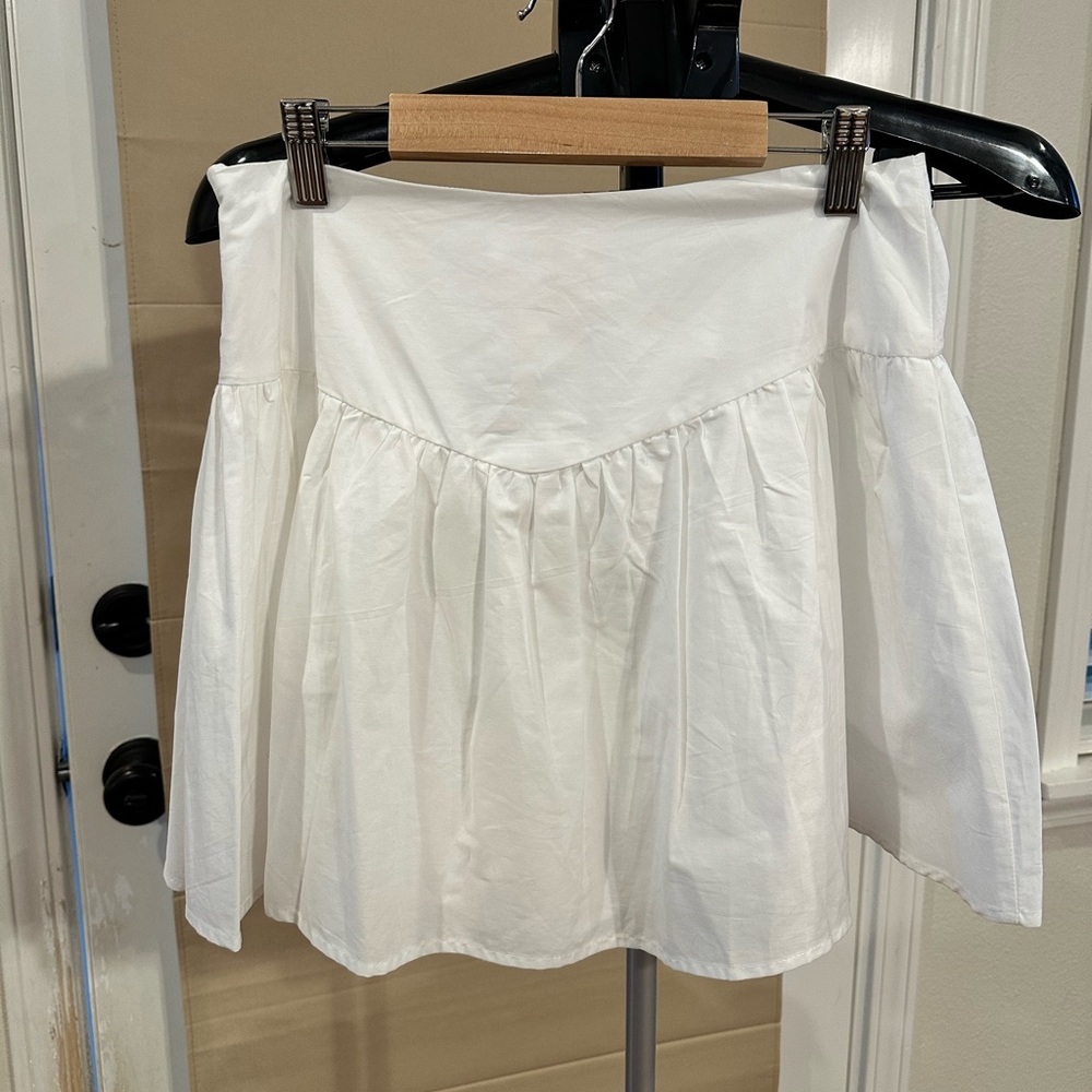 White Pleated Poplin Skort